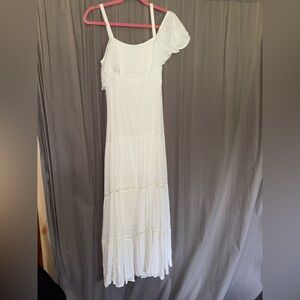 MSK Elegant White Ruffle Maxi Dress